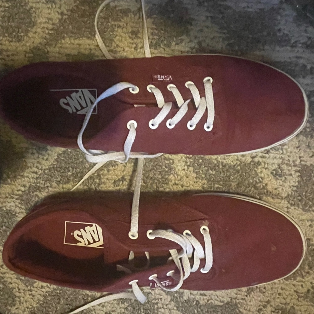 Women’s Vans Maroon Canvas Lace Up Low Top Shoes
